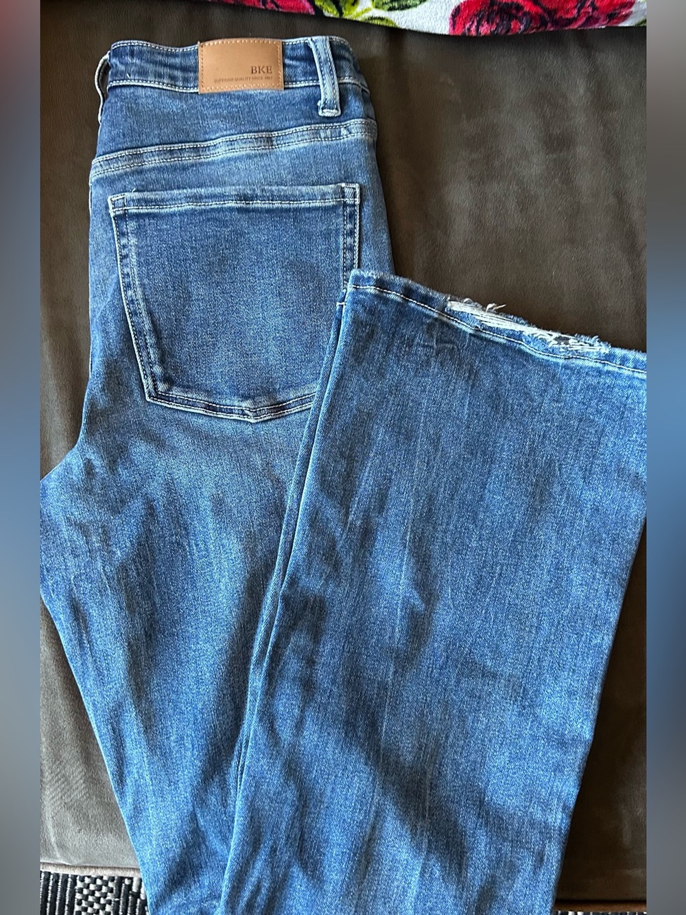 Women’s bke buckle jeans